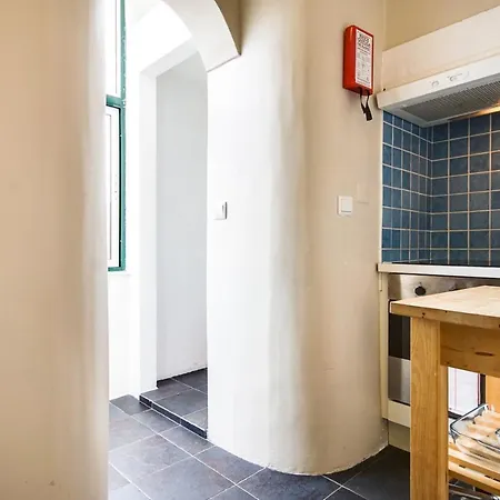 Graca With Stunning Views For 4 People Lisbon