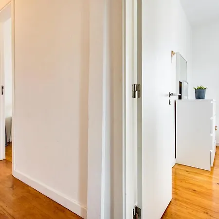 Graca With Stunning Views For 4 People Апартаменти Лісабон